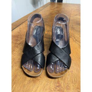 Ara Women's 6 Sandals Black  Genuine Leather Designed in Germany Made in Brazil
